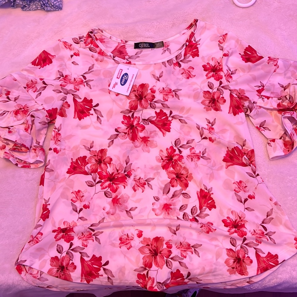 NWT Roses shirt